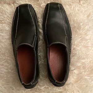 Men’s stitched leather loafers